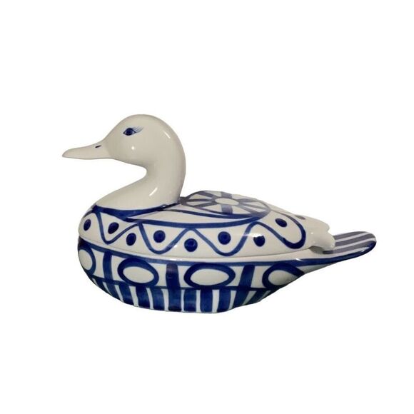 Dansk Ceramic Blue White Arabesque Duck 1 quart Oval Covered Serving Dish VTG